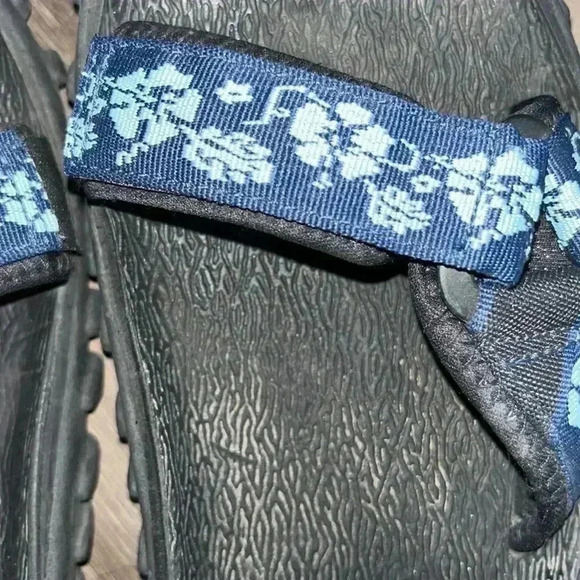 Rafters Floral Velcro Sandal Size 10 - Picture 4 of 8